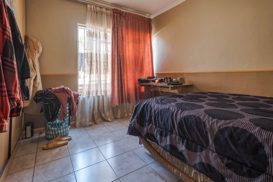 7 Bedroom Property for Sale in Newlands Gauteng