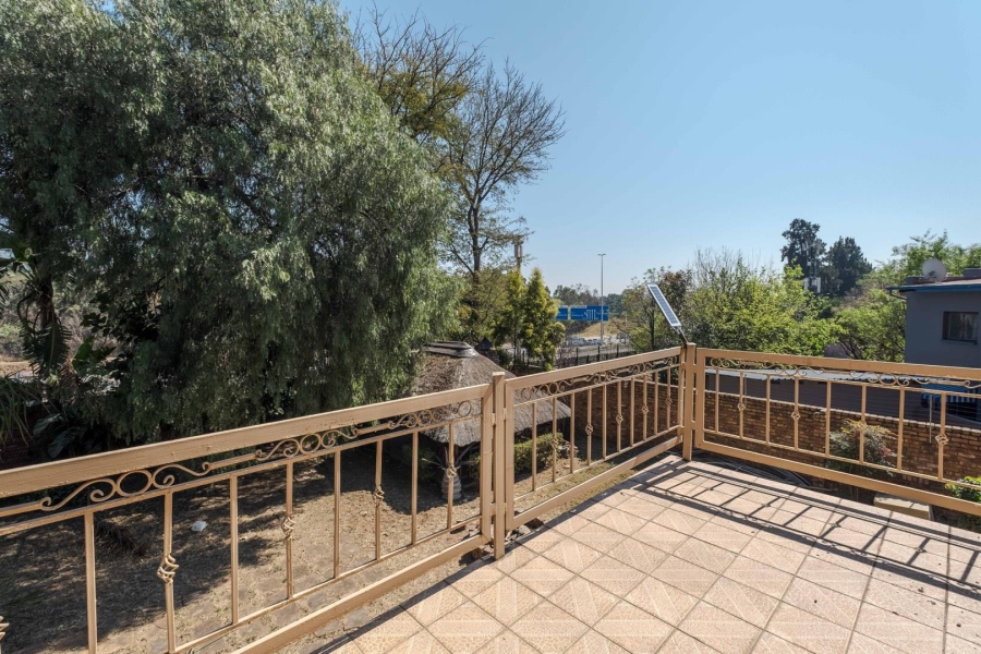 7 Bedroom Property for Sale in Newlands Gauteng