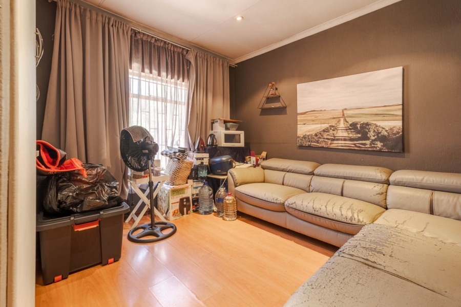 7 Bedroom Property for Sale in Newlands Gauteng
