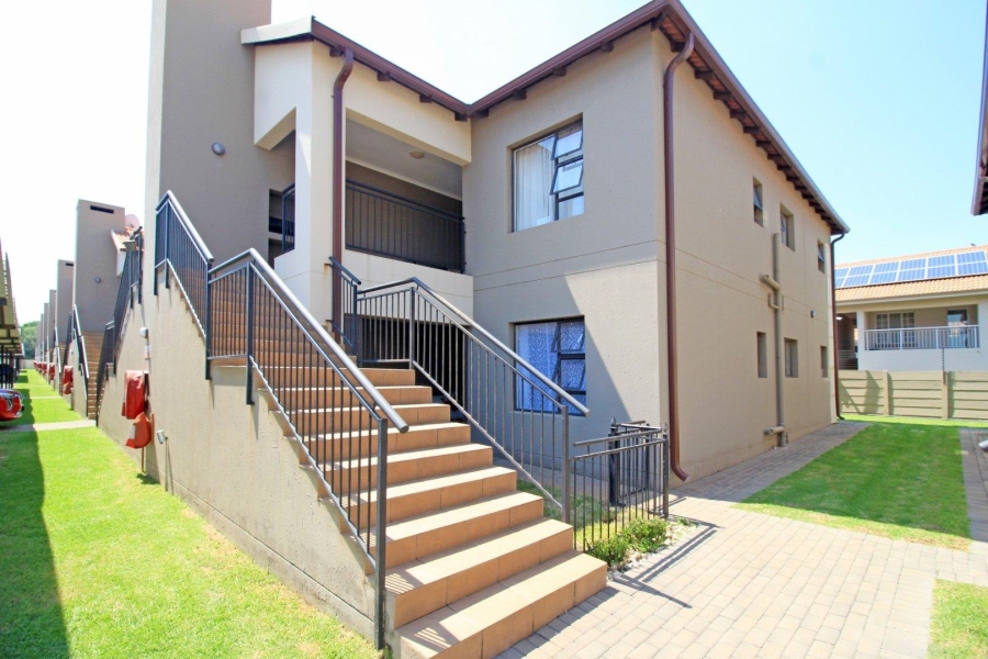 To Let 2 Bedroom Property for Rent in Brentwood Gauteng