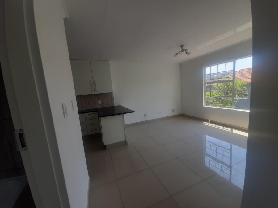 To Let 2 Bedroom Property for Rent in Linmeyer Gauteng