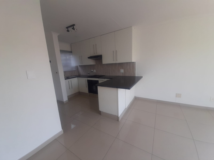 To Let 2 Bedroom Property for Rent in Linmeyer Gauteng