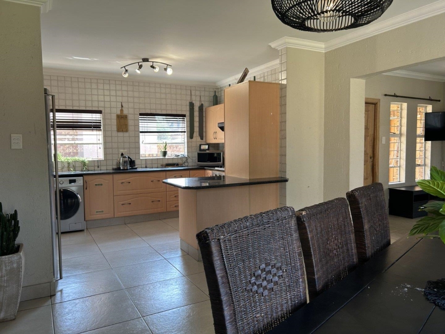 To Let 3 Bedroom Property for Rent in Ravenswood Gauteng