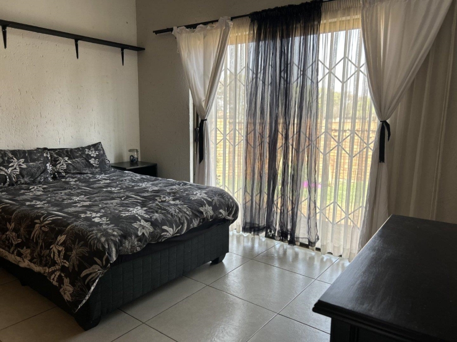To Let 3 Bedroom Property for Rent in Ravenswood Gauteng