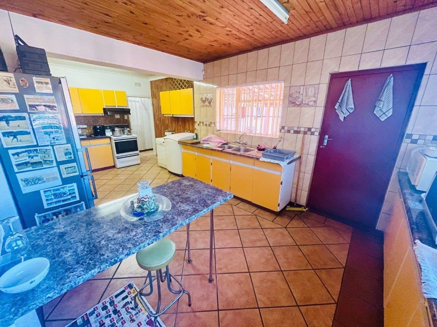 4 Bedroom Property for Sale in Verwoerdpark Gauteng