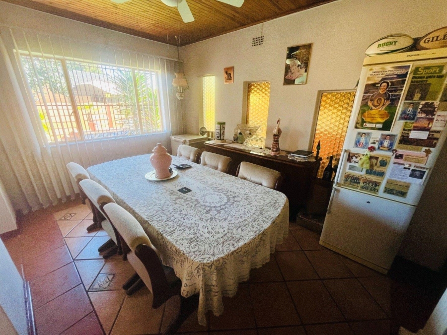 4 Bedroom Property for Sale in Verwoerdpark Gauteng