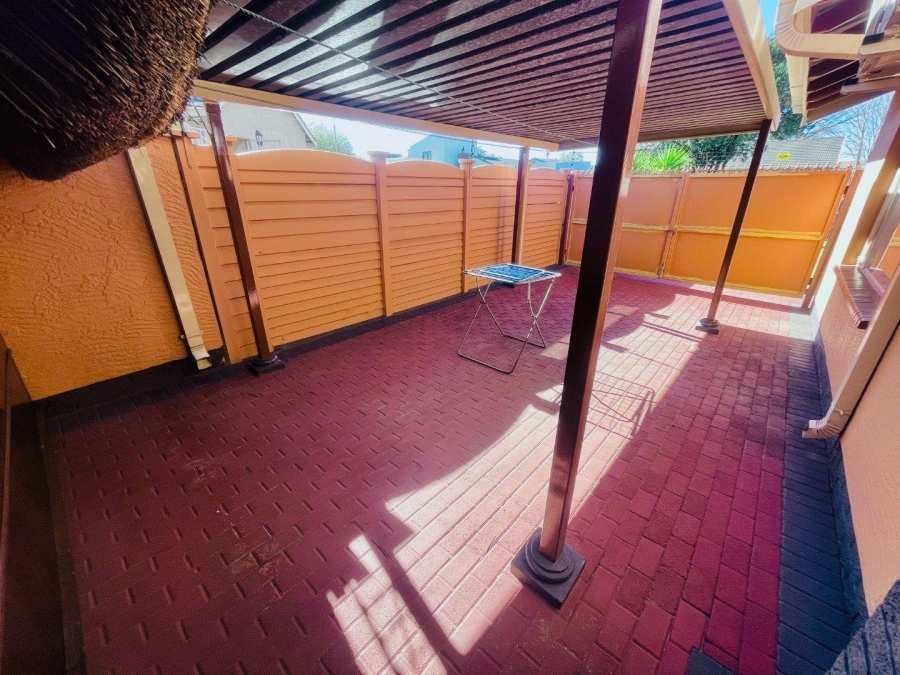 4 Bedroom Property for Sale in Verwoerdpark Gauteng