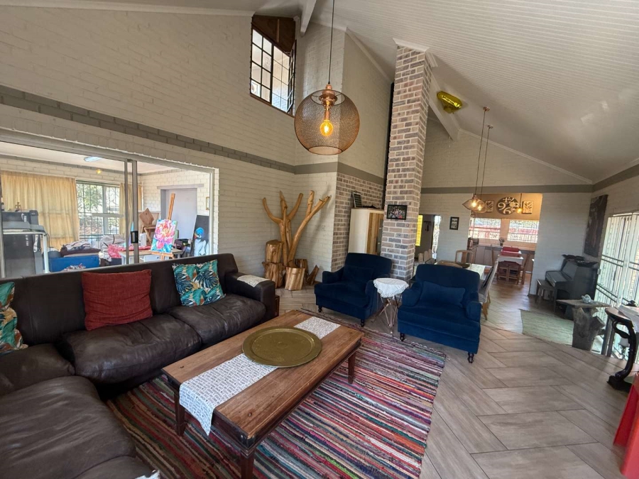4 Bedroom Property for Sale in Florida Glen Gauteng