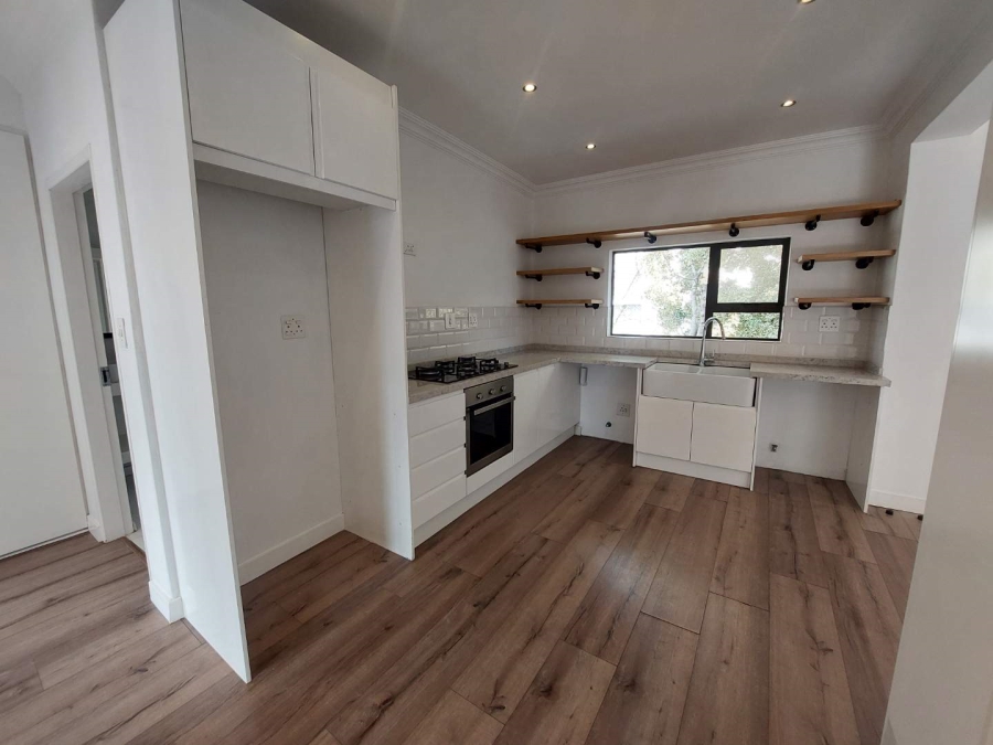 To Let 2 Bedroom Property for Rent in Bryanston Gauteng