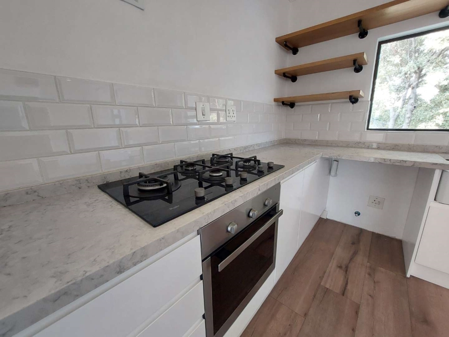 To Let 2 Bedroom Property for Rent in Bryanston Gauteng