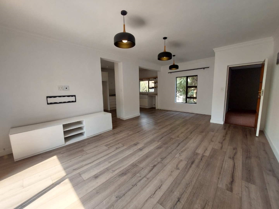 To Let 2 Bedroom Property for Rent in Bryanston Gauteng