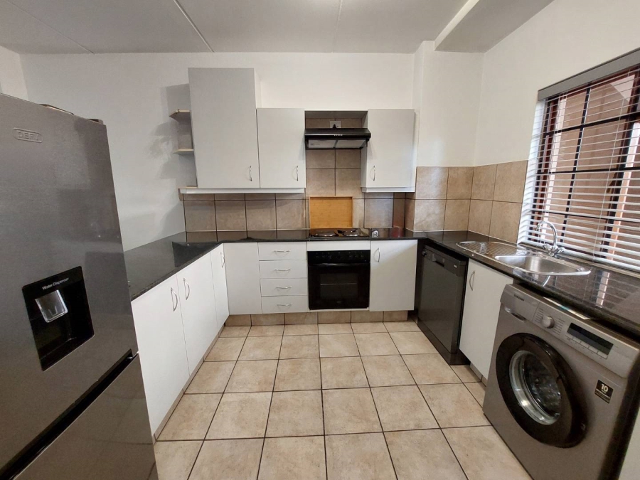 To Let 2 Bedroom Property for Rent in Morningside Gauteng