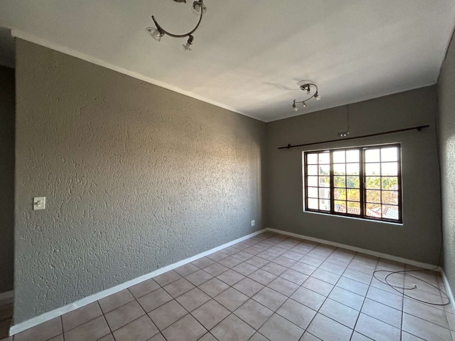 To Let 1 Bedroom Property for Rent in Sandown Gauteng