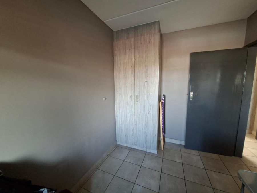 2 Bedroom Property for Sale in Montana Tuine Gauteng