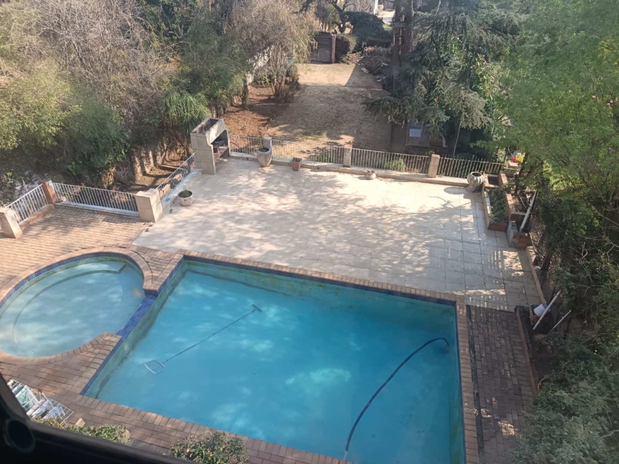 5 Bedroom Property for Sale in Kensington Gauteng