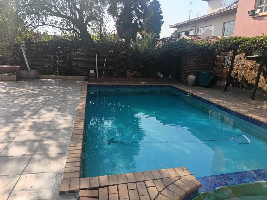 5 Bedroom Property for Sale in Kensington Gauteng