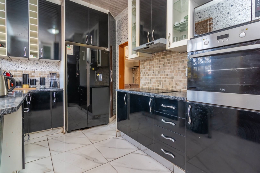 3 Bedroom Property for Sale in Witpoortjie Gauteng