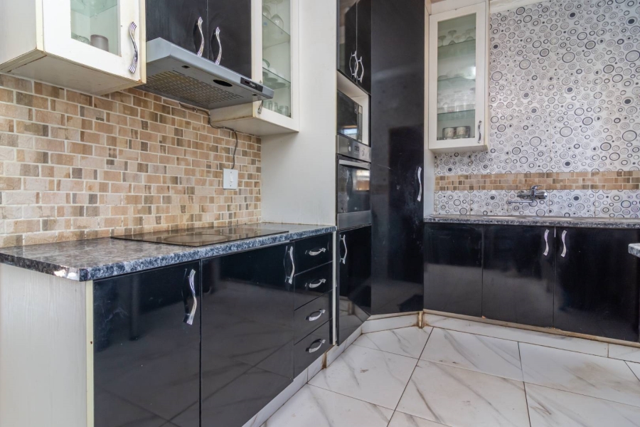 3 Bedroom Property for Sale in Witpoortjie Gauteng