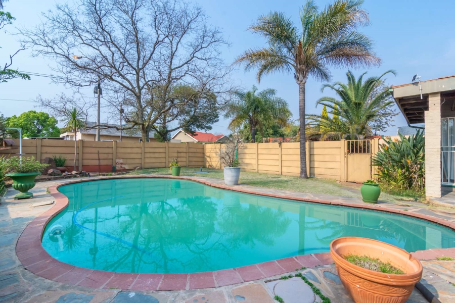 3 Bedroom Property for Sale in Witpoortjie Gauteng