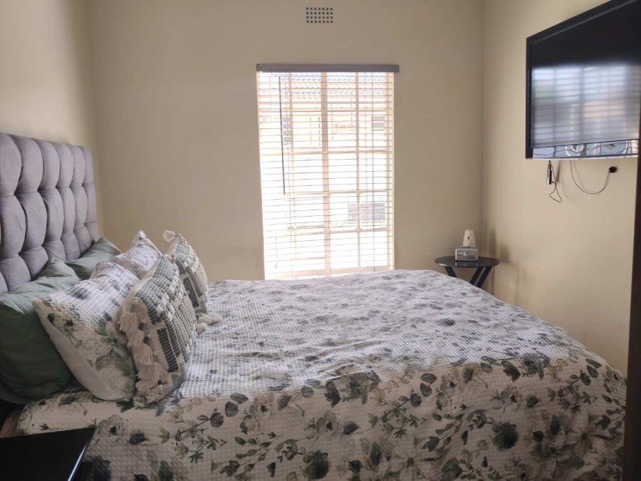 4 Bedroom Property for Sale in Ridgeway Gauteng