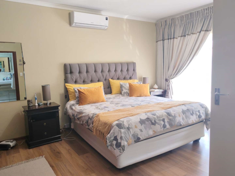 4 Bedroom Property for Sale in Ridgeway Gauteng