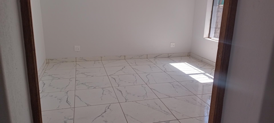 To Let 1 Bedroom Property for Rent in Kilner Park Gauteng