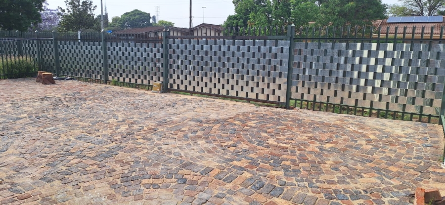 To Let 1 Bedroom Property for Rent in Kilner Park Gauteng