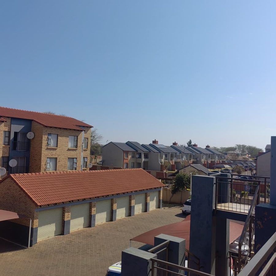 To Let 2 Bedroom Property for Rent in The Orchards Gauteng