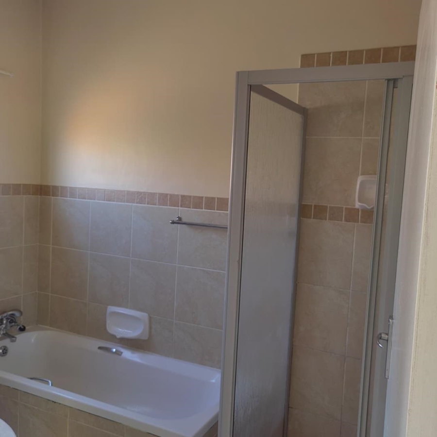 To Let 2 Bedroom Property for Rent in The Orchards Gauteng