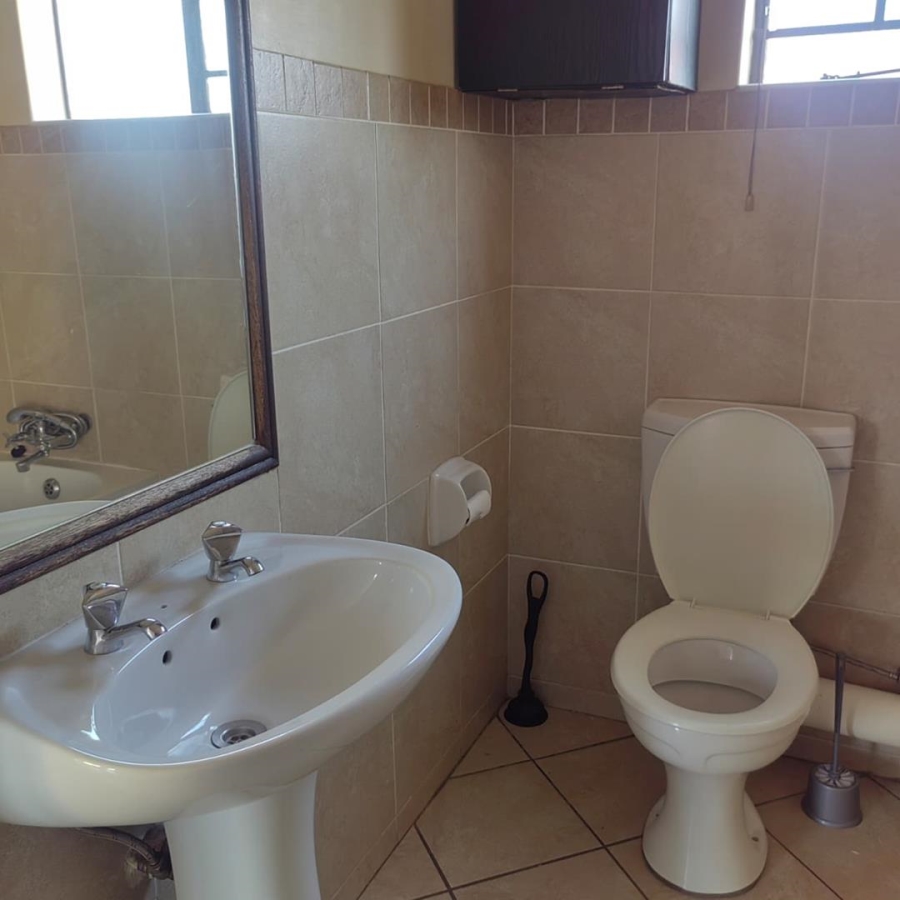 To Let 2 Bedroom Property for Rent in The Orchards Gauteng