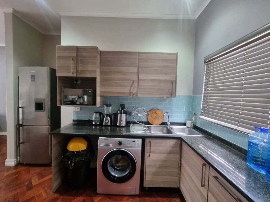 2 Bedroom Property for Sale in Blue Hills Gauteng