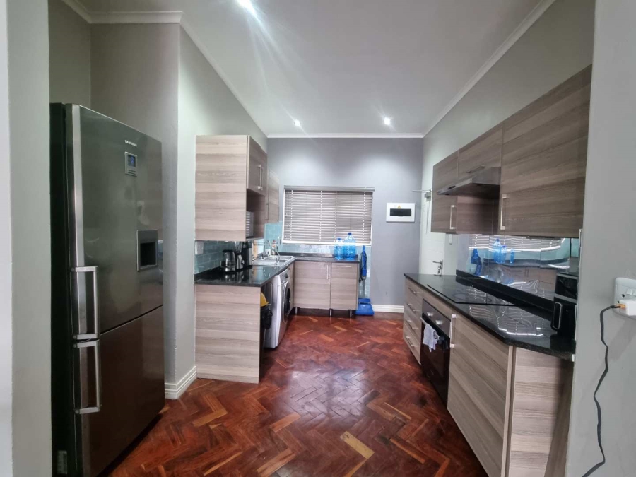 2 Bedroom Property for Sale in Blue Hills Gauteng
