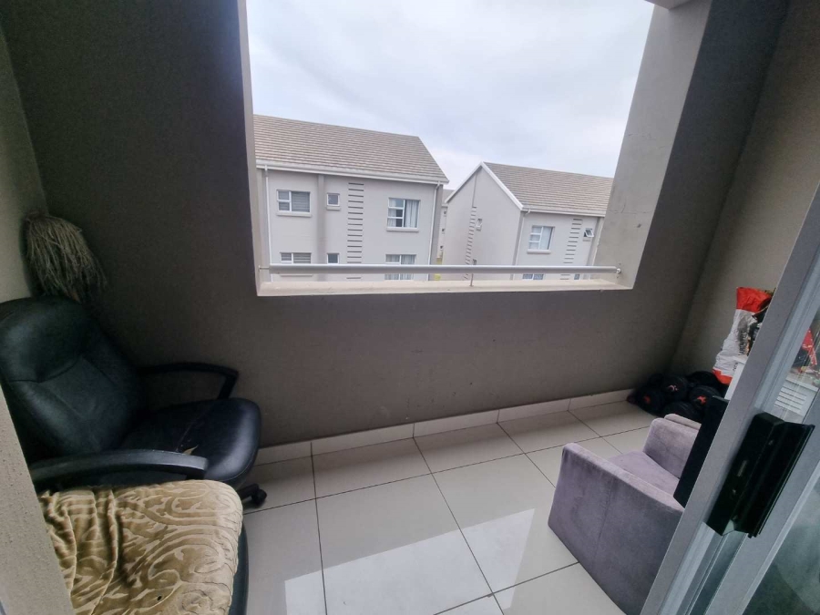 2 Bedroom Property for Sale in Blue Hills Gauteng