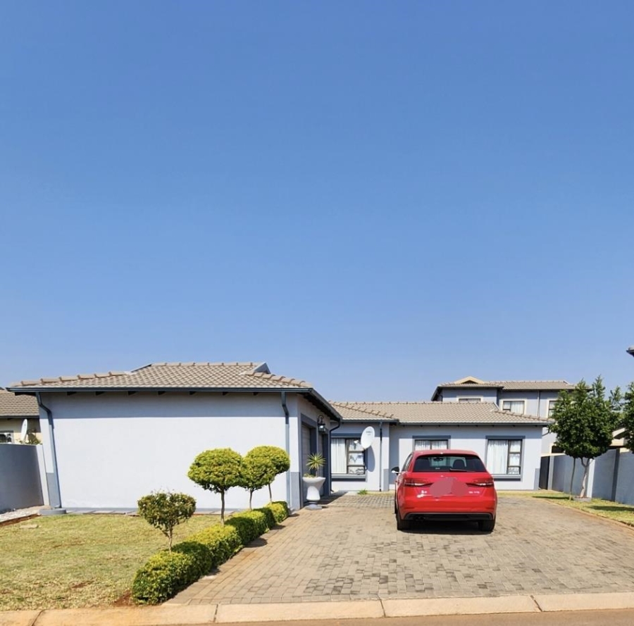 4 Bedroom Property for Sale in Amandasig Gauteng