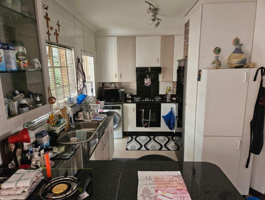 3 Bedroom Property for Sale in New Redruth Gauteng