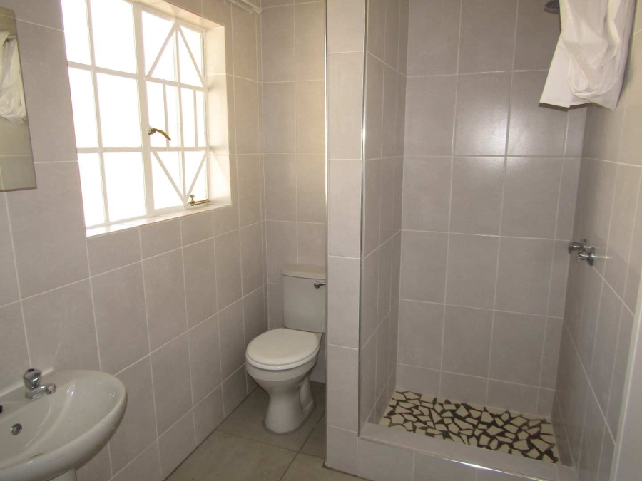 1 Bedroom Property for Sale in Helderkruin Gauteng