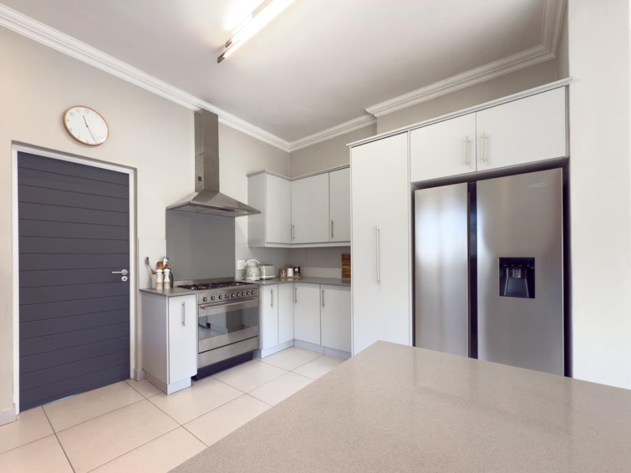 To Let 3 Bedroom Property for Rent in Midstream Hill Gauteng
