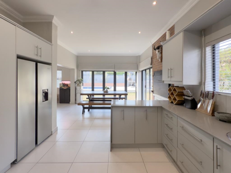 To Let 3 Bedroom Property for Rent in Midstream Hill Gauteng