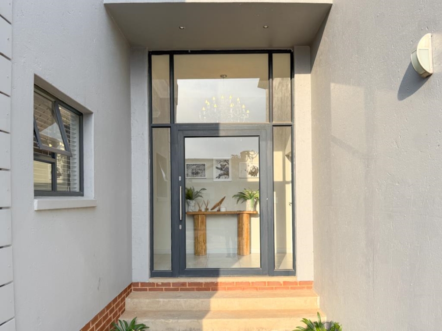 To Let 3 Bedroom Property for Rent in Midstream Hill Gauteng