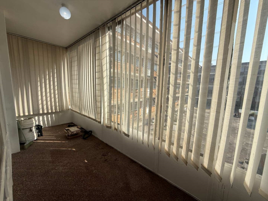 1 Bedroom Property for Sale in Florida Park Gauteng
