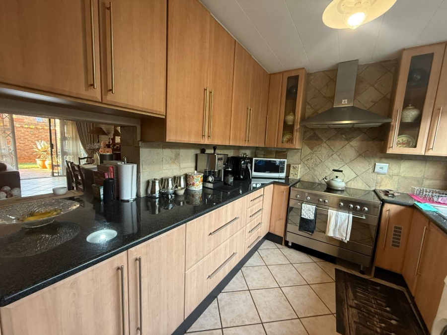 3 Bedroom Property for Sale in Florida Park Gauteng