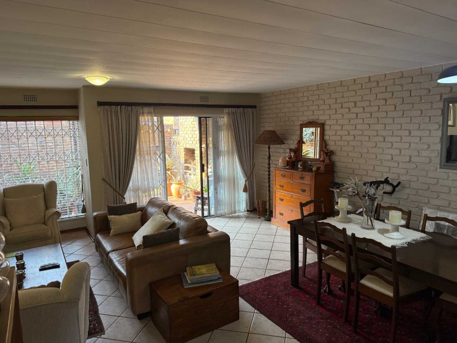3 Bedroom Property for Sale in Florida Park Gauteng