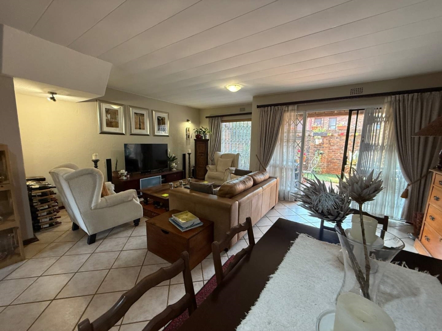 3 Bedroom Property for Sale in Florida Park Gauteng