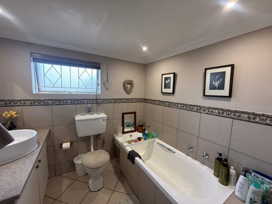 3 Bedroom Property for Sale in Florida Park Gauteng