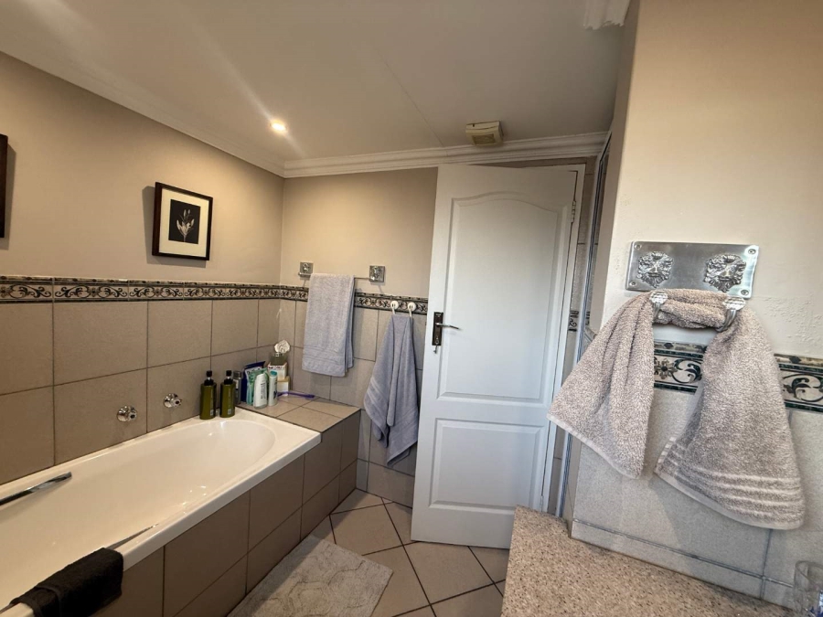 3 Bedroom Property for Sale in Florida Park Gauteng