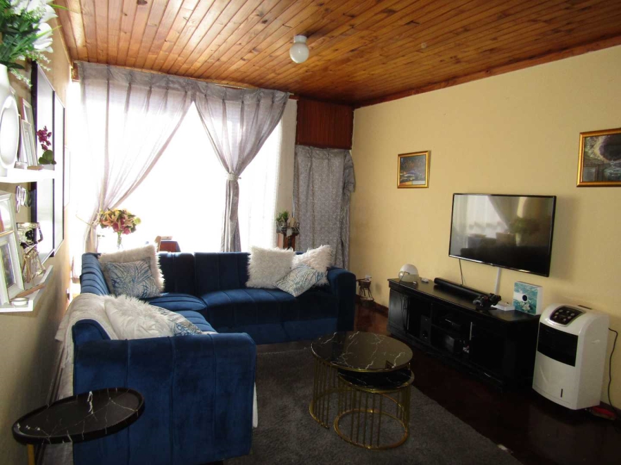 1 Bedroom Property for Sale in Windsor West Gauteng