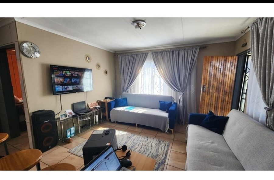 3 Bedroom Property for Sale in Windmill Park Gauteng
