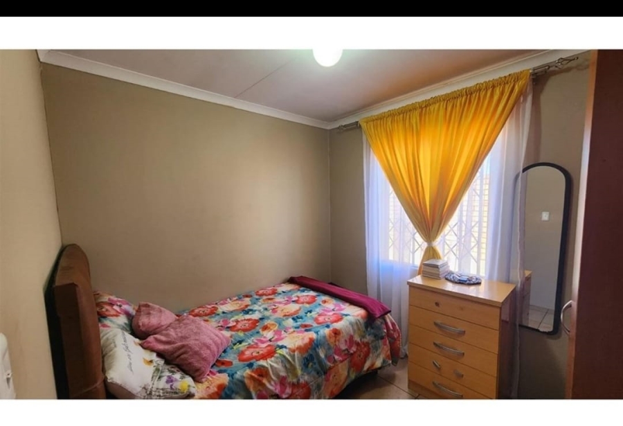 3 Bedroom Property for Sale in Windmill Park Gauteng
