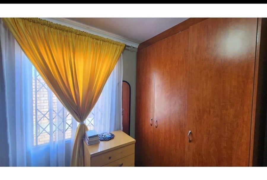 3 Bedroom Property for Sale in Windmill Park Gauteng