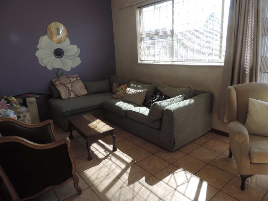 2 Bedroom Property for Sale in Brackenhurst Gauteng